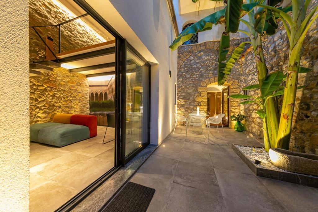 Moramusa Charme Apartment Чефалу Екстериор снимка